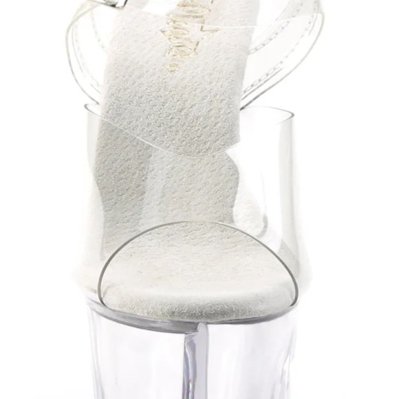 Clear platform shoe - Picture 4 of 4